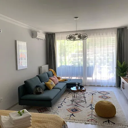 A Chic Lakeside Dig - Alexandra דירה *