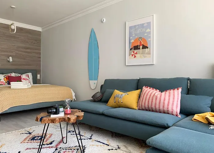 A Chic Lakeside Dig - Alexandra Fonyód